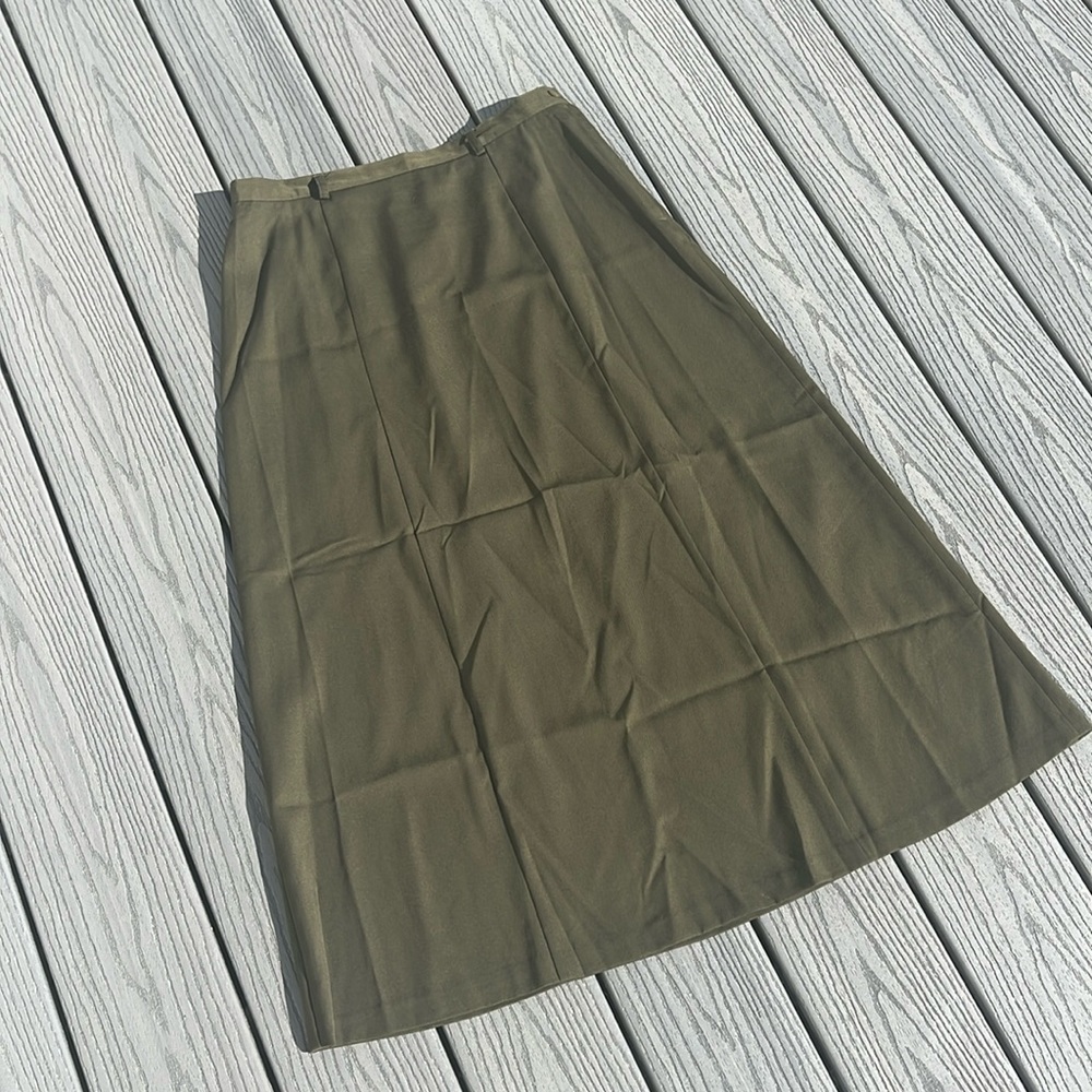 ❄️ Dark Green Maxi Skirt